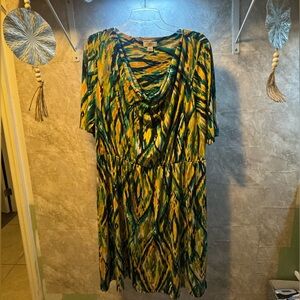 Cato Yellow and Green Patterned Top